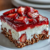 Memorial Day Strawberry Pretzel Salad